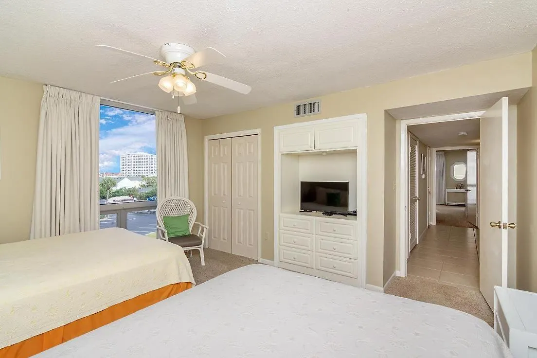 2042 Shoreline Towers - Gulf-View Condo With Free Beach Setup Destin 0*,  United States