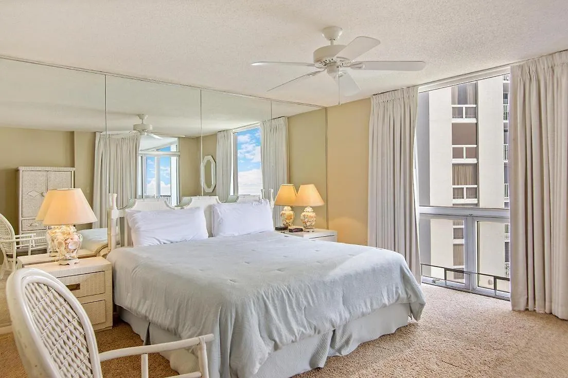 Holiday home 2042 Shoreline Towers - Gulf-View Condo With Free Beach Setup Destin United States