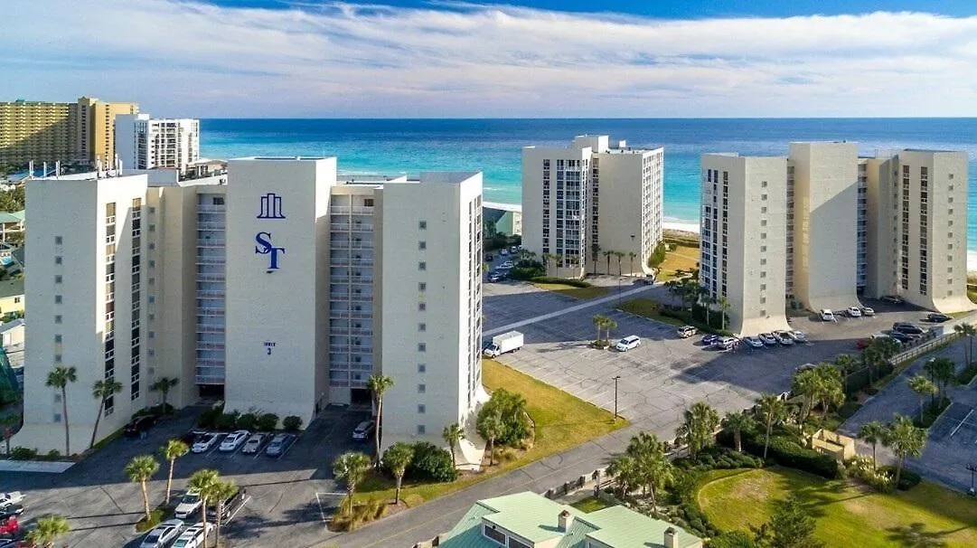Holiday home 2042 Shoreline Towers - Gulf-View Condo With Free Beach Setup Destin